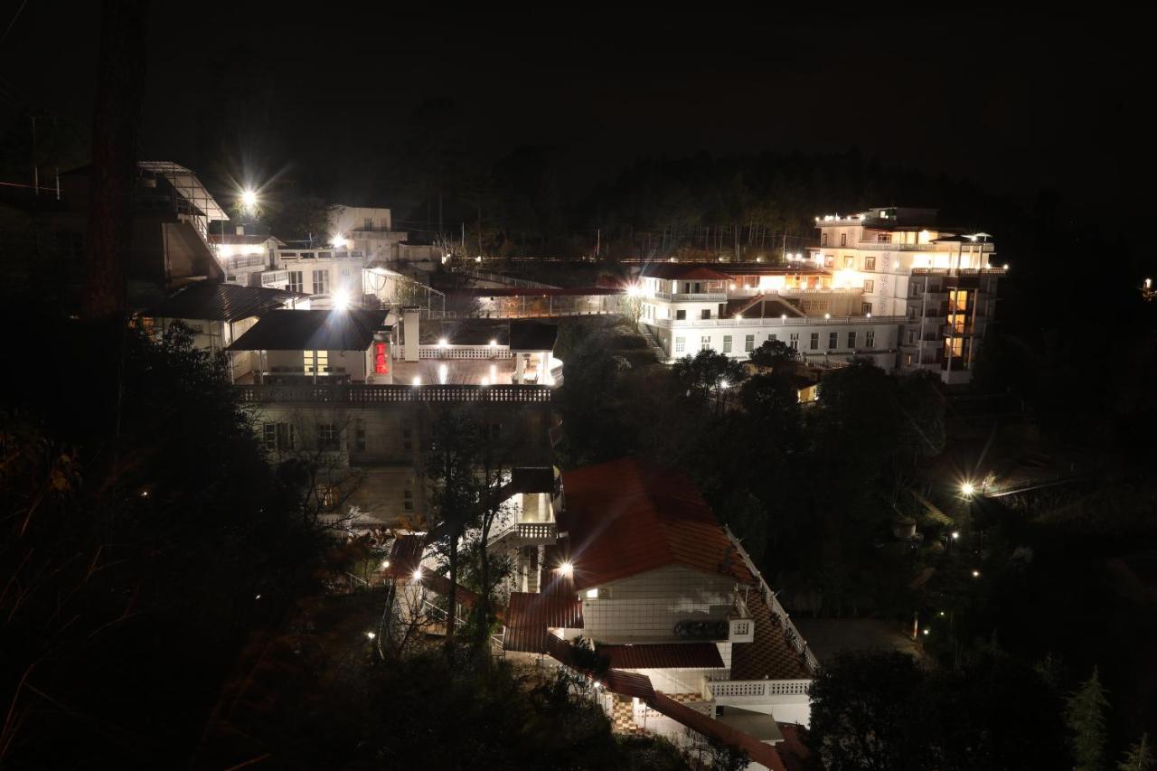 Tehri Club And Resort Chamba  Bagian luar foto